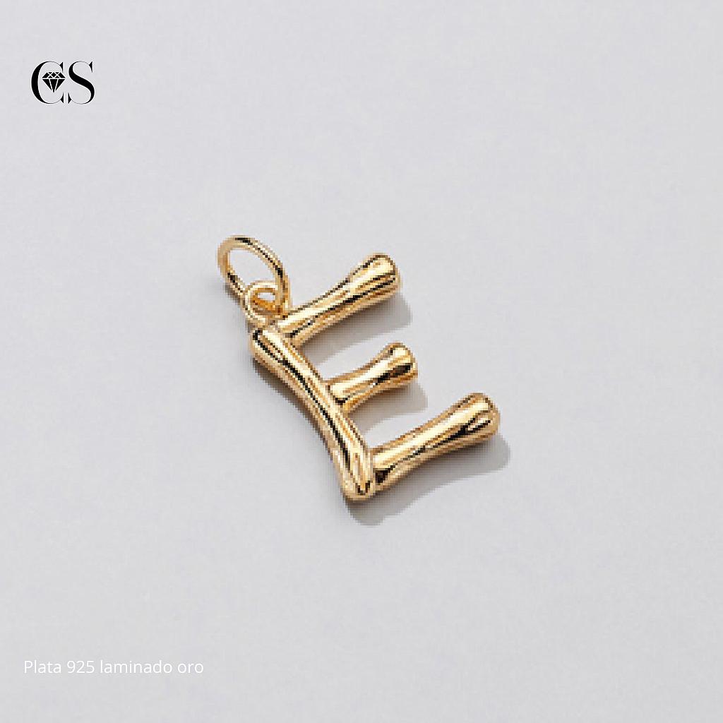 Dije letra &quot;E&quot; Plata 925+Laminado 18k